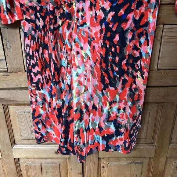 CAbi Size Medium Colorful Dress 3/4 Sleeve Watercolor Collared Rayon Red  *Flaw - Picture 13 of 16